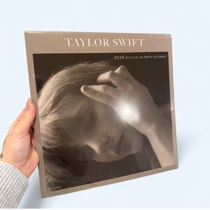 NEW Taylor Swift 2026 Calendar